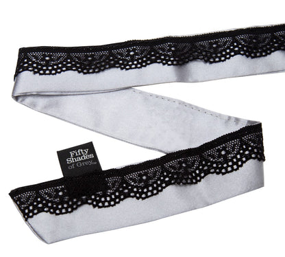 Play Nice Satin Collar &amp; Nipple Clamps
